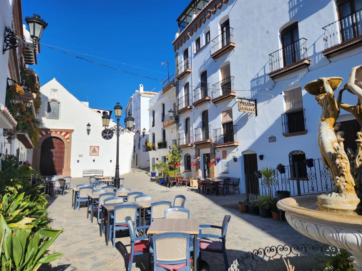 Posada La Plaza Канильяс-де-Альбайда Экстерьер фото
